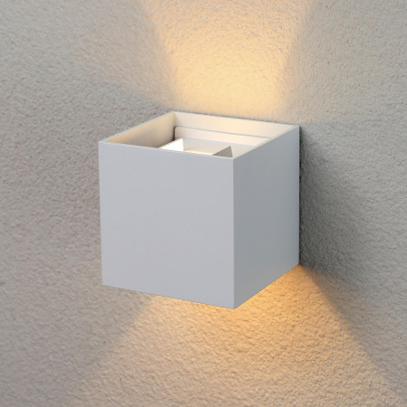 Пылевлагозащищенный светодиодный светильник с регулируемым углом рассеивания Winner белый IP54 Elektrostandard 1548 Techno LED белый