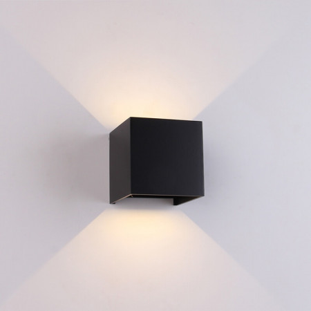 Уличный настенный светодиодный светильник Mantra Davos 8601