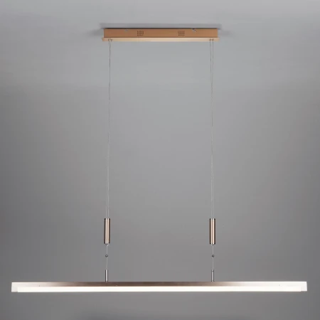 Подвесной светодиодный светильник с регулировкой по высоте Eurosvet 90030/1 золото