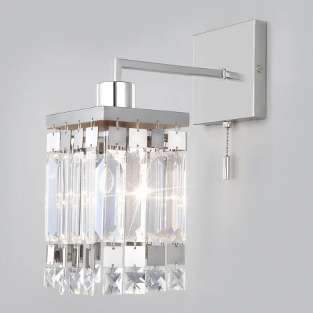 Настенный светильник с хрусталем Eurosvet 10100/1 хром/прозрачный хрусталь Strotskis