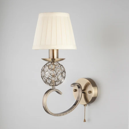 Классическое бра с абажуром Eurosvet 60089/1 античная бронза