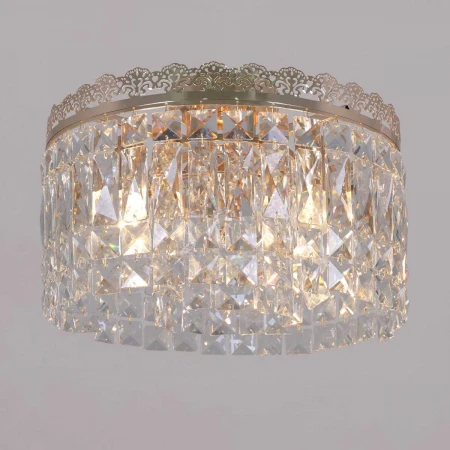 Люстра Reluce 90329-0.3-05 FGD