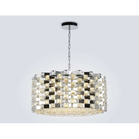 Подвесная люстра с хрусталем Ambrella light High Light LH41006