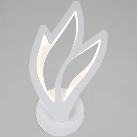 Светильник настенный Reluce 09838-0.3-4+4B WH (RGB)