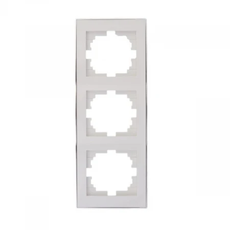 Рамка 3-ая вертикальная Lezard Rain белая с бок. вст. хром 703-0225-153