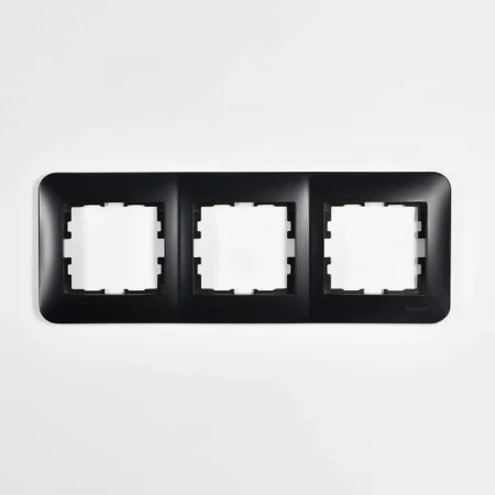 Рамка 3-ая горизонтальная Lezard Karina Life черная 708-4200-148