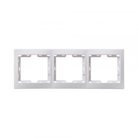 Рамка 3-постовая IEK Kvarta белая EMK30-K01-DM