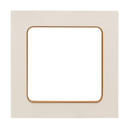 Стокгольм Рамка 1-местная белая с линией цвета шампань EKF PROxima EYM-G-302-10