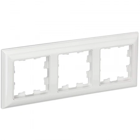 BRITE Рамка 3-местная РУ-3-Бр белый/белый IEK BR-M32-12-K01