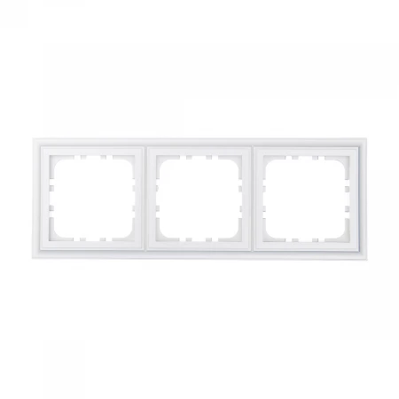 Рамка LK Studio 3-постовая (белый) CLASSIC 894304-1