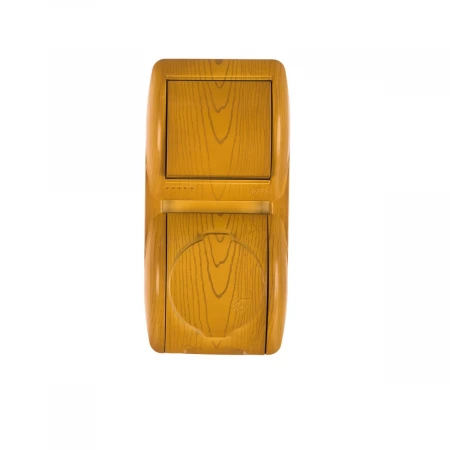 Выключатель и розетка с крышкой Lezard Nata ольха вертикаль 710-0700-172