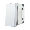 Выключатель LK Studio 45х22,5мм (схема 1) 16 A, 250 B (серебристый металлик) LK45 850103-1 Выключатель LK Studio 45х22,5мм (схема 1) 16 A, 250 B (серебристый металлик) LK45 850103-1