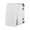 Выключатель-кнопка LK Studio 45х22,5мм (схема 1T) 16 A, 250 B (белый) LK45 850504-1 Выключатель-кнопка LK Studio 45х22,5мм (схема 1T) 16 A, 250 B (белый) LK45 850504-1