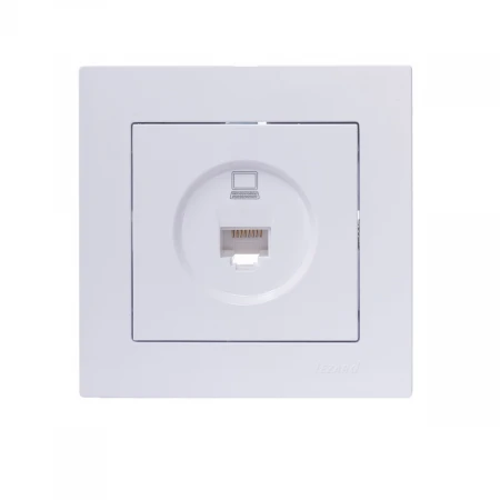 Розетка компьютерная Lezard Vesna белая 742-0288-139