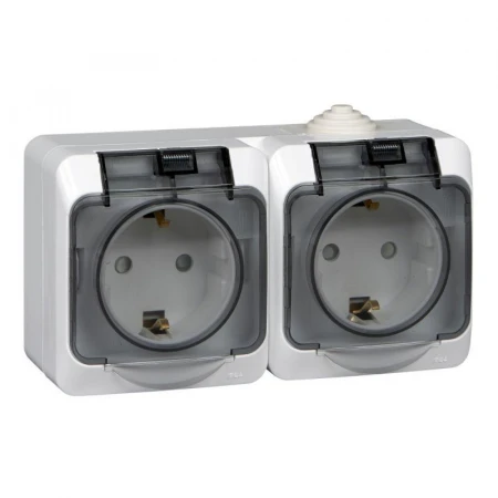 Розетка двойная 2К+З Systeme Electric Этюд 16A 250V с крышкой шторками белая PA16-244B