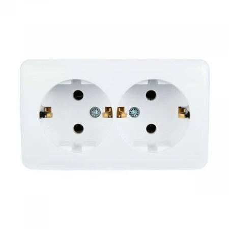 Розетка 2-ая с зазем. Lezard Viola белая 751-0200-127