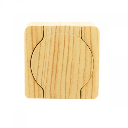 Розетка с зазем. с крышкой Lezard Viola беленый дуб 751-5200-123