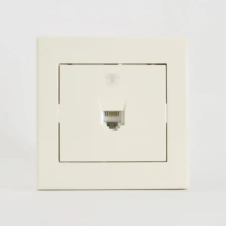 Розетка телефонная евро Lezard Rain кремовая 703-0303-137