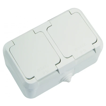 MAKEL п герм бел. розетка с крышкой 2-ая 18354