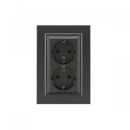 Розетка Makel 2-м СП Karea 16А IP20 с/з дым. металлик 56050082