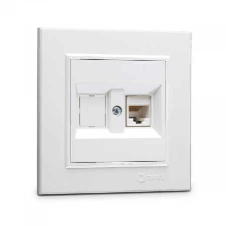 Розетка Makel компютерная CAT5 + гнездо СП Karea IP20 бел. 56001035