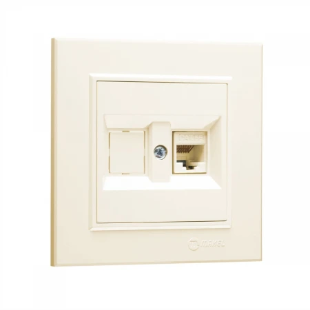 Розетка Makel компютерная CAT5 + гнездо СП Karea IP20 крем. 56010035