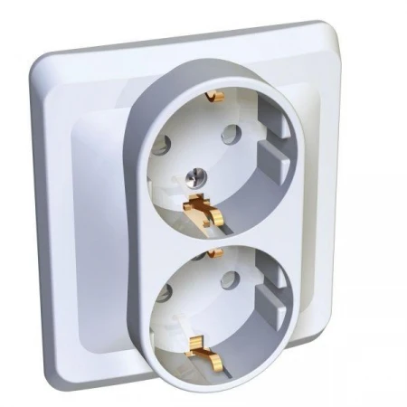 Розетка двойная 2К+З Systeme Electric Этюд 16A 250V со шторками белая PC16-008B