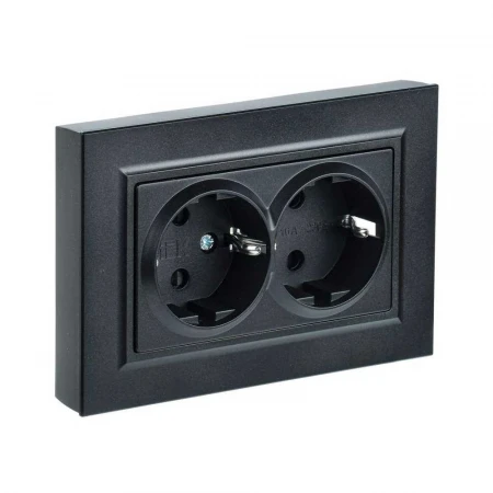 Розетка двойная 2P+PE IEK Brite со шторками черная BR-R24-16-K02-F
