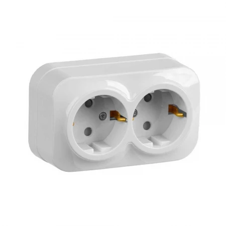 Розетка двойная 2P+PE IEK Glory со шторками белая ERH24-K01-16