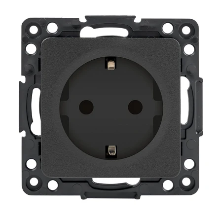 Стокгольм Механизм Розетки 1-местной с/з 16А черный с защ. штор. EKF PROxima EZR16-028-10
