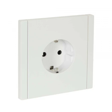 FORTE&PIANO Розетка 1-местная с заземлением с защитными шторками безвинтовое крепление 16А FP213 белый IEK FP-R14-16-1-K01