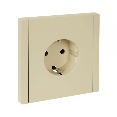 FORTE&PIANO Розетка 1-местная с заземлением с защитными шторками винтовое крепление 16А FP415 ваниль IEK FP-R14-16-K10
