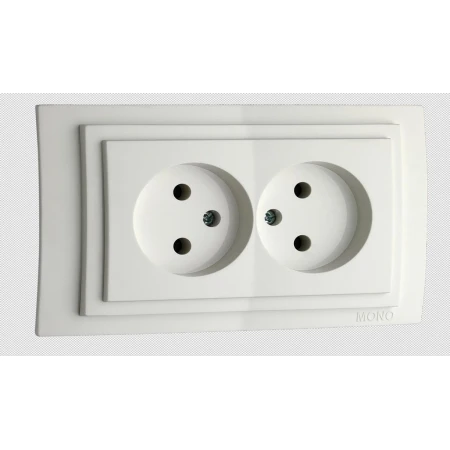 Розетка 2К двойная Mono Electric Despina/ Larissa 16A 250V винтовое подключение белый 500-001905-121