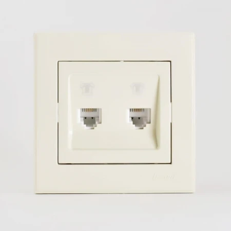 Розетка 2-ая телефонная евро Lezard Rain кремовая 703-0303-138