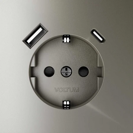 Розетка встраиваемая Voltum S70 с заземлением и защитными шторками, 16А, с USB, A+С, (шелк) VLS040504