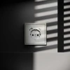 Розетка встраиваемая Voltum S70 с заземлением и защитными шторками, 16А, с USB, A+С, (шелк) VLS040504 Розетка встраиваемая Voltum S70 с заземлением и защитными шторками, 16А, с USB, A+С, (шелк) VLS040504
