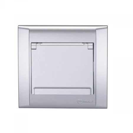 Розетка с заземлением и крышкой Makel Defne 42065029