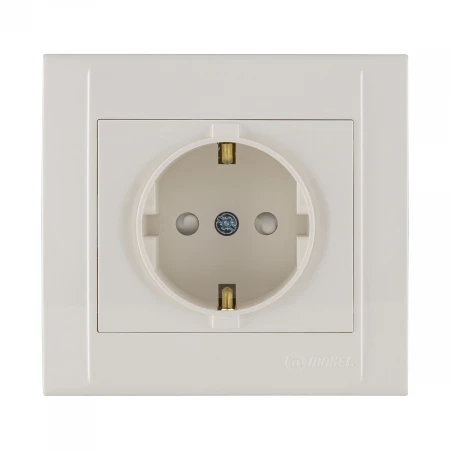 Розетка с/з с защт. от детей Makel Defne 42010058