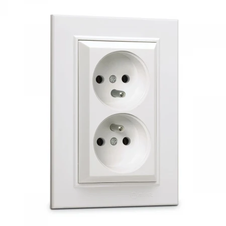 Розетка 2-я ups Makel Karea 56001018