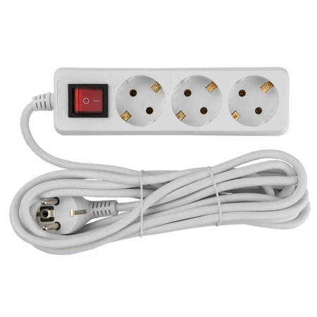 Удлинитель бытовой General GES-10-3x075-3-5m-S, 10А, 3х0,75 мм2, 3 места, 5 метров, с заземлением, с выключателем