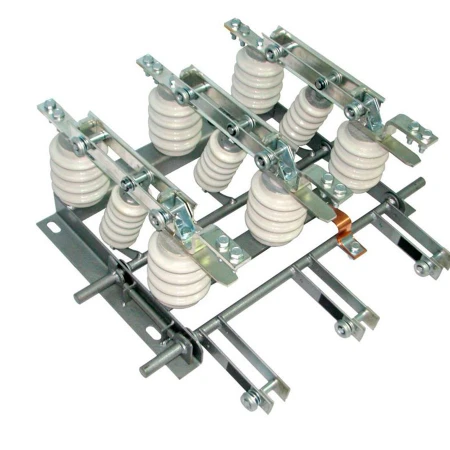 Разъединитель РВЗ-10/630-I УХЛ3 с приводом ПР-10 EKF Stingray rvz-10-630-Iz