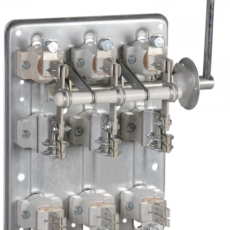 Разъединитель РПБ-4 400А П IEK RP-4-1-400