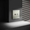 Розетка телевизионнная встраиваемая Voltum S70 оконечная TV+SAT, (сталь) VLS060405 Розетка телевизионнная встраиваемая Voltum S70 оконечная TV+SAT, (сталь) VLS060405