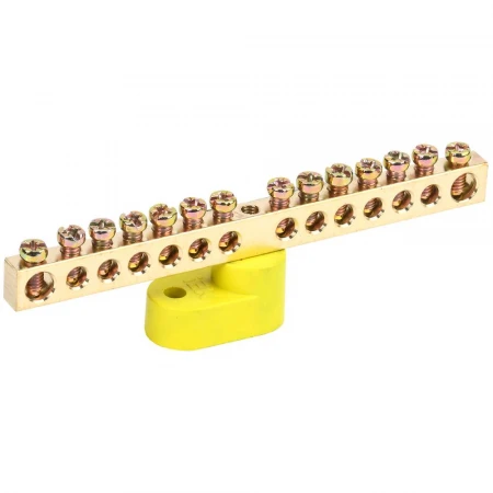 Шина PE "земля" на одном угловом изоляторе ШНИ-6х9-14-У1-Ж IEK YNN10-69-14C1-K05