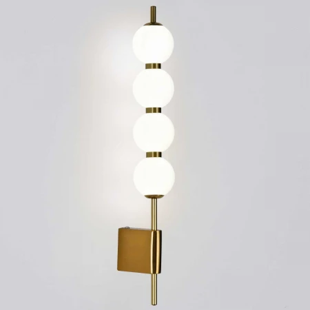 Бра Reluce 40195-0.2-04